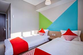 Super OYO Flagship 101 Apple Platinum