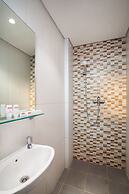 Super OYO Flagship 101 Apple Platinum