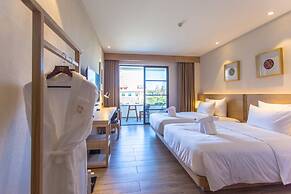 Dali Lridescent Clouds Hotel