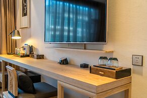 Dali Lridescent Clouds Hotel