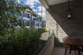 Dali Lridescent Clouds Hotel