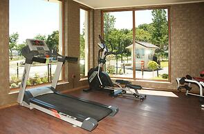 Long Beach Resort & Spa