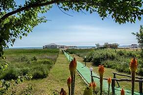 Long Beach Resort & Spa