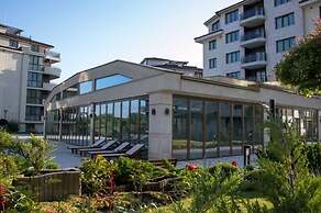 Long Beach Resort & Spa