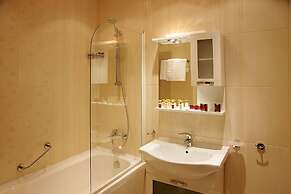 Long Beach Resort & Spa