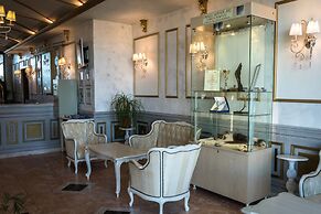 Long Beach Resort & Spa