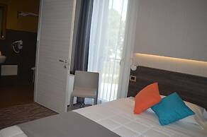 Hotel Enjoy