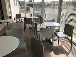 Hotel Enjoy