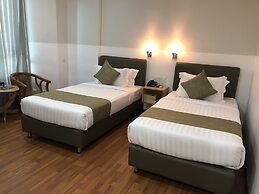 Gold Leaf Hotel