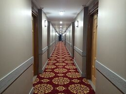 Gold Leaf Hotel