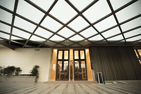 Wow Crest, Indore – IHCL SeleQtions