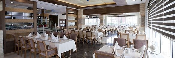 Fourway Hotel SPA & Restaurant