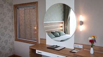 Fourway Hotel SPA & Restaurant