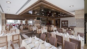 Fourway Hotel SPA & Restaurant