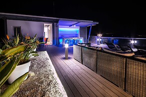 Panorama & Oceania Villas