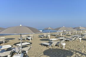 Paestum Inn Beach Resort