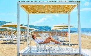 Paestum Inn Beach Resort