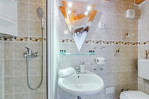 Luxury Seaside Apartments