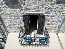 Luxury Seaside Apartments