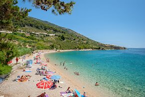 Luxury Seaside Apartments