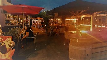 Bar-Bistro-Hotel DOK