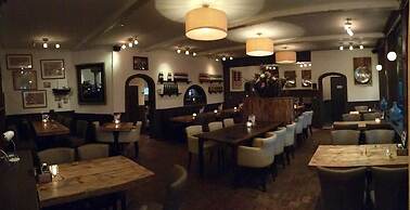 Bar-Bistro-Hotel DOK