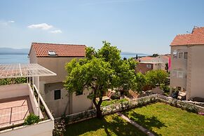 Rose Garden Apartments