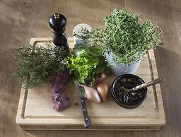 Ulvsbomuren Vildmark & Lantliv