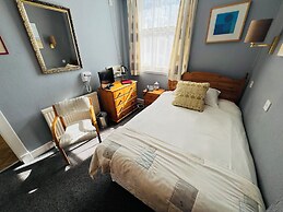 Homesly The George Hotel
