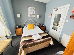 Homesly The George Hotel