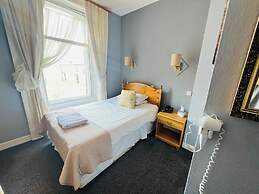 Homesly The George Hotel