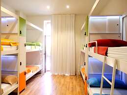 Urban Youth Hostel