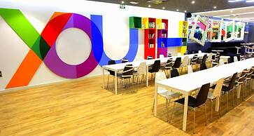 Urban Youth Hostel