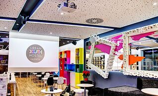 Urban Youth Hostel