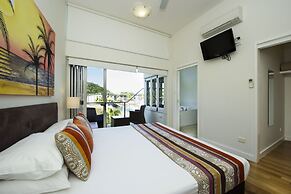 Beachside Apartment 14