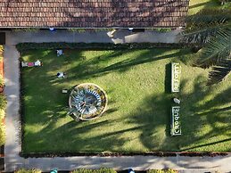 C'Roque Beach Resort