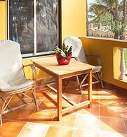 C'Roque Beach Resort