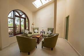 C'Roque Beach Resort