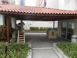 Apartamento 2 dorms Metrô Saúde