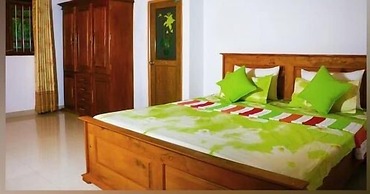 Darshani Hikka Villa