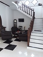 Darshani Hikka Villa