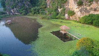 Trang An River View Homestay