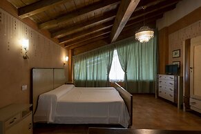 Hotel Airone