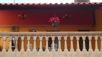 Hostal Quinto Sol