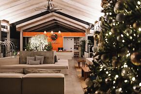 The Gilded Iguana Surf Hotel