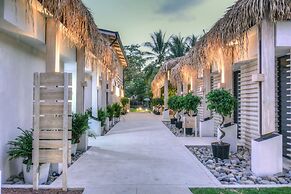 The Gilded Iguana Surf Hotel