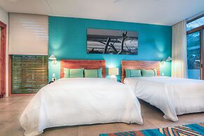 The Gilded Iguana Surf Hotel