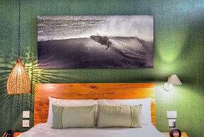 The Gilded Iguana Surf Hotel