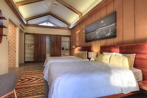 The Gilded Iguana Surf Hotel