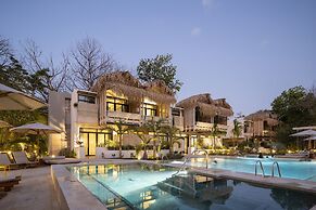 The Gilded Iguana Surf Hotel